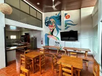 Sandy Toes Hostel Hotels in Samara