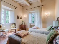 Rocca di Cetona - a Medieval Castle Hotels in Cetona