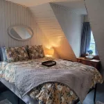 Charming lake house retreat, great for the whole family! 45 min to Cooperstown!