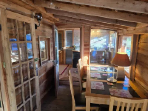 Luxury Welsh wooden cabin Hotel a Corwen