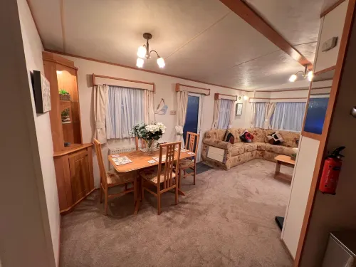 A and C Coastal Hideaway Private Decking - 2-Star