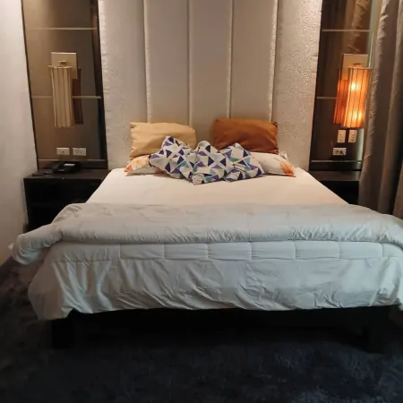100m to Walking st, Clubs ,bars & Restaurants, 2 Portable Air-air-conditioners,
