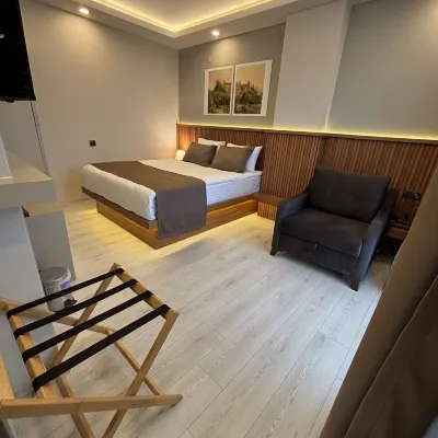 AIRPORT CORNER HOTEL Hotels near Meydan