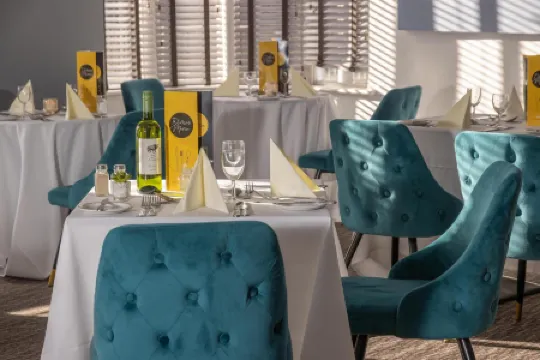 Best Western the Plough Hotel Отели рядом с достопримечательностью «Университет Нортгемптон»