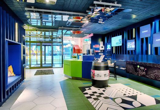 이비스 스타일즈 로비