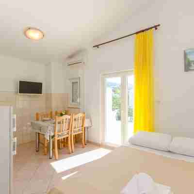 Apartments Sklopina Rooms
