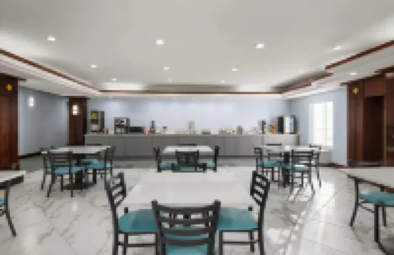 Days Inn by Wyndham Dodge City