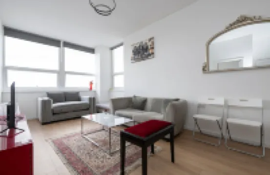 Lovely home in West Midlands