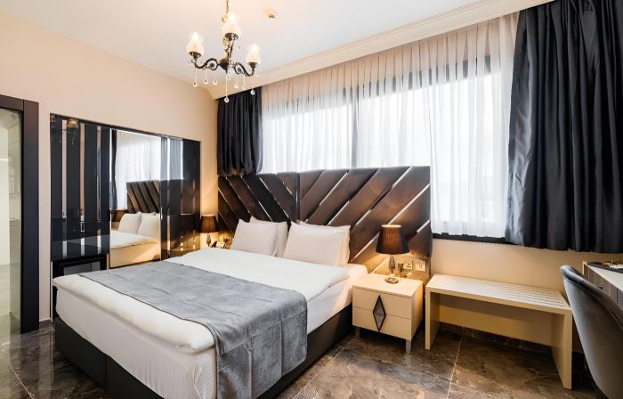 Royal Palace Hotel