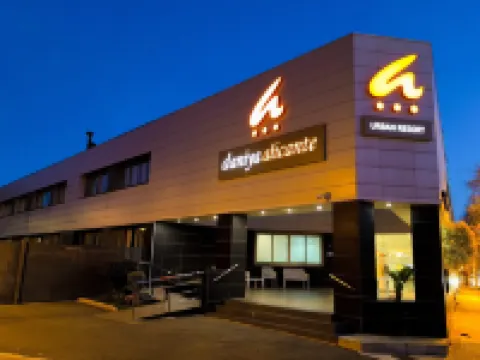 ホテル デニヤ アリカンテ コスタ・ブランカ周辺のホテル