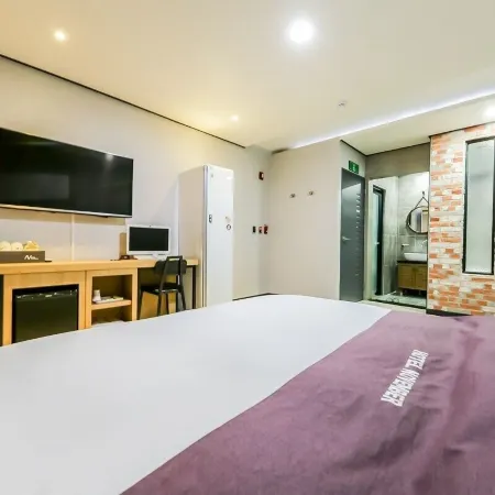 Seosan Hotel November