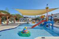 Alexander Beach Hotel & Village Resort - Strand