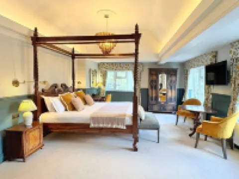 The Holt Hotel Hotels in Bicester