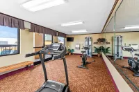 Quality Inn & Suites Civic Center - Gym
