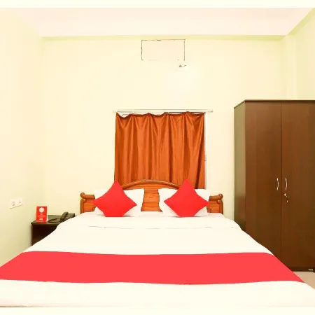 Goroomgo Somnath Rest House Puri