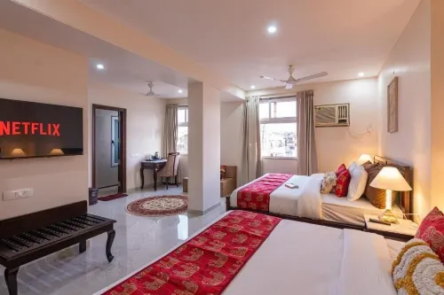Palm Residences and Suites