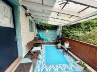 Oceanfront Studio Suite:Ocean Access, Boardwalk, Dock, BBQ, Kayaks & Crab Traps!