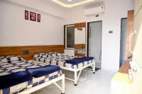 拉克斯曼空調旅館（由Martandbhairav Hospitality LLP運營） - 2 星級