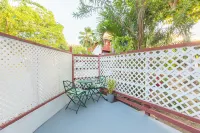 Fort Recovery Beachfront Villa & Suites Hotel -  Casas de vacaciones