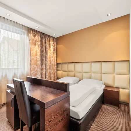 B&B HOTEL Linz City-Ost