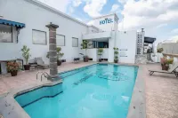 Hotel Santiago de Compostela - Guadalajara Centro Historico