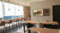 메구 후지 - 2성급