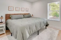 Brand New Home in Steinhatchee with Rooftop Deck! - 4-Star