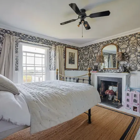 Milan House - 4 Bedroom House -  Port Eynon Отели в г. Порт Эйнон