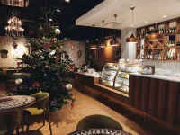 V Spa & Conference Hotel - bar