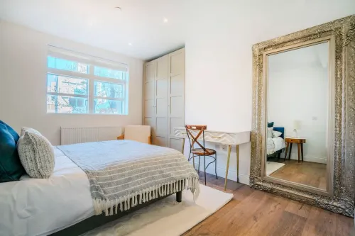 Stylish 3BR Wimbledon Roof Terrace & Parking