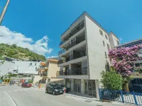 Juzno More Hotels in Dobrota