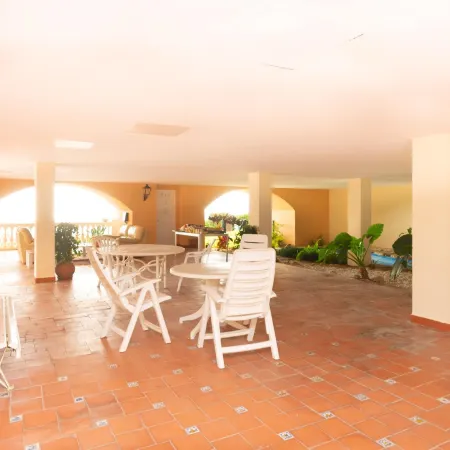 Calahonda Elegance with Pool and Sea View - Happy Rentals