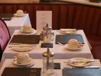 Highlands Hotel and Bar Hotels in Saint Leonards