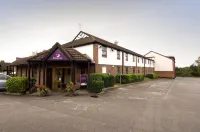 Wirral (Heswall) - Parking