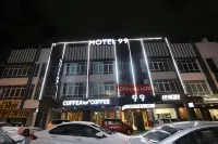 Swing & Pillows @ KL Sri Petaling Hotels in Seputeh