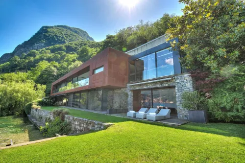 Maison Sur l'Eau