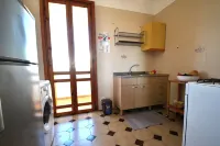 Air-Conditioned Yoko Holiday Home for 5 Guests - parking