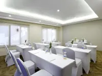 Rofa Kuta Hotel Hotels near Sunset Road