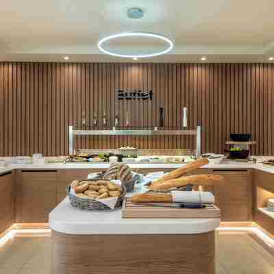 Solimar Topaz Hotel Dining/Meeting Rooms