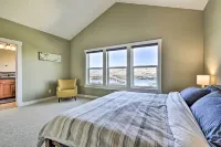 Incredible Oregon Retreat w/ Private Hot Tub! - 3-Star