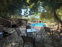 Makis House - Pools