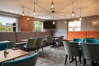 Trafford Hall Manchester, Trademark Collection by Wyndham - breakfast