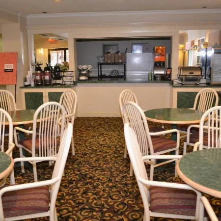 Fairview Inn & Suites Mobile