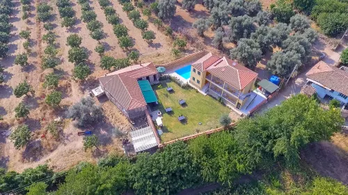 Birgi Rukim Otel - parking