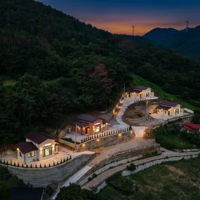 Yeosu Hyangilchae Pension Hotels near Hyangiram Hermitage