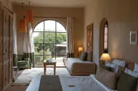 Mr & MRS Smith le Jardin des Douars - spa