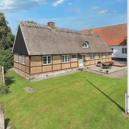 6 person holiday home in Store Heddinge-By Traum