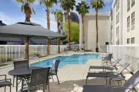 Fairfield Inn Las Vegas Convention Center - piscina