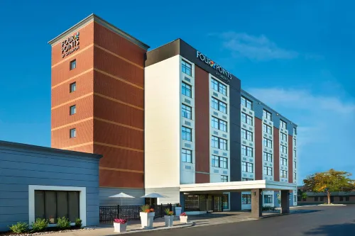 Four Points by Sheraton Hamilton - Stoney Creek - Barer