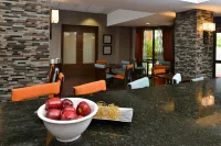 Hampton Inn Chicago/Carol Stream (Wheaton Area) - 2-Star